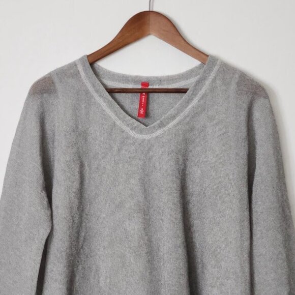 IC By Connie K Layered Cut-out Asymmetrical Blouse Top Size Medium - Picture 3 of 5